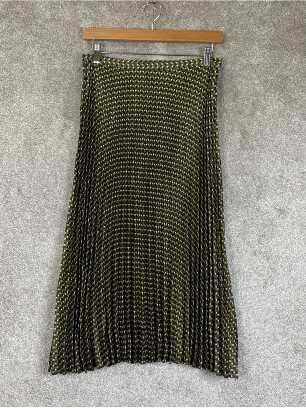 Banana Republic Skirt Womens 4 Green Pleated Midi Side Zip Polyester- 4648